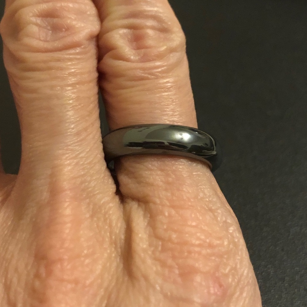 Men's Gunmetal Black Tungsten Dome Ring - Classic Polished Band - Picture 3 of 8